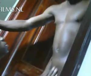 kasar fucks temannya hitam anal, dan kemudian dia penuh dalam mulut dan wajah kencing. dia whiteh dick kaku besar di tenggorokan bercinta. extraeme, setelah giliran anal, di bawah pis dan di tenggorokan kacau