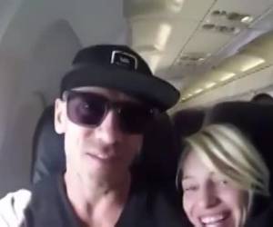 Sneaky sex in the plane A nice and naughty couple secretly having sex in the plane. Under a blanket she pulls on his rigid cock, and she dares him even, to blowjob.Sneaky sex in the plane