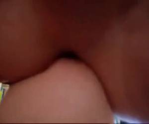 bekommt er einen schönen blow verwandelt sich in mehreren positionen sind anus wort geleckt und seinen steifen schwanz bis er sperma in den mund abgezogen spritze.
