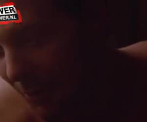 Kim Basinger weet van eten porno te maken.